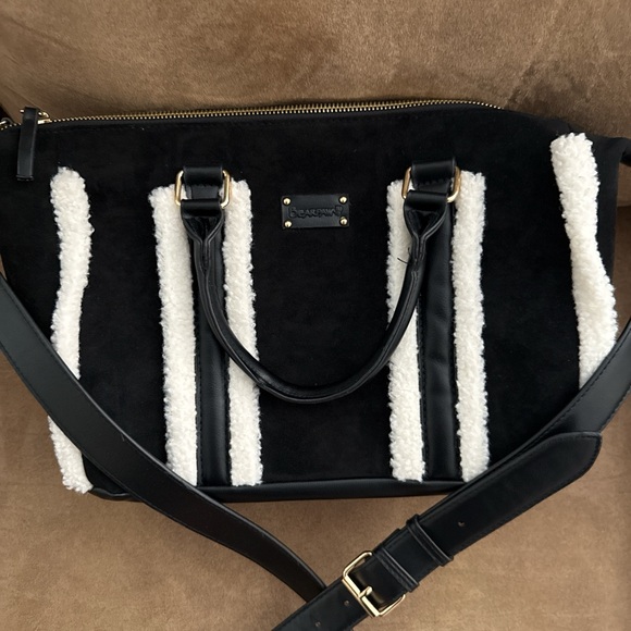 NWOT Bearpaw Black Faux Suede Sherpa Trim Satchel Crossbody Bag - Picture 2 of 7